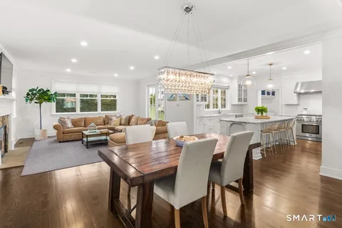 $3,250,000 | 19 Thomasina Lane, Darien, CT 06820