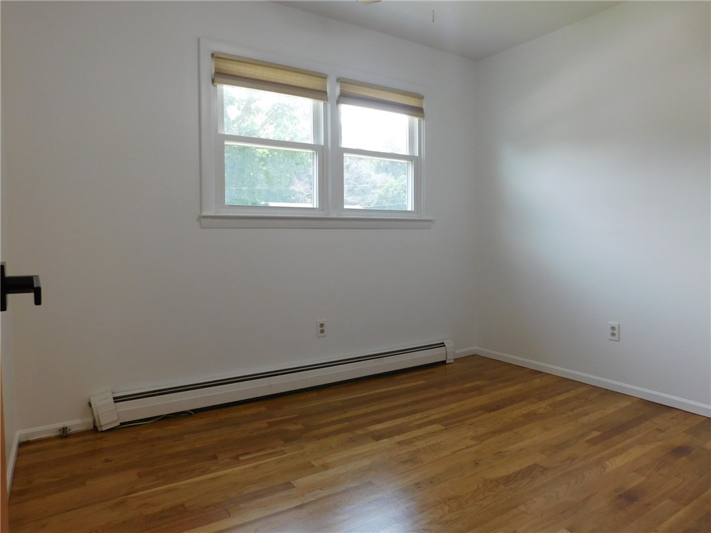 18 Holmes Street Westerly, RI 02891 - Photo 15 of 33