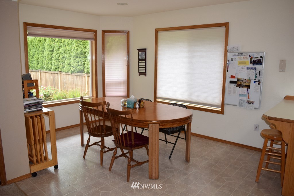 114 Jackson View Drive Chehalis, WA 98532 - Photo 11 of 17 Gallery Image 11