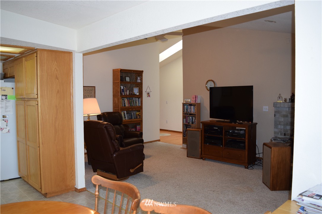 114 Jackson View Drive Chehalis, WA 98532 - Photo 7 of 17 Gallery Image 7