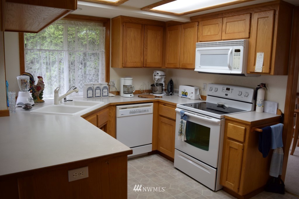 114 Jackson View Drive Chehalis, WA 98532 - Photo 10 of 17 Gallery Image 10
