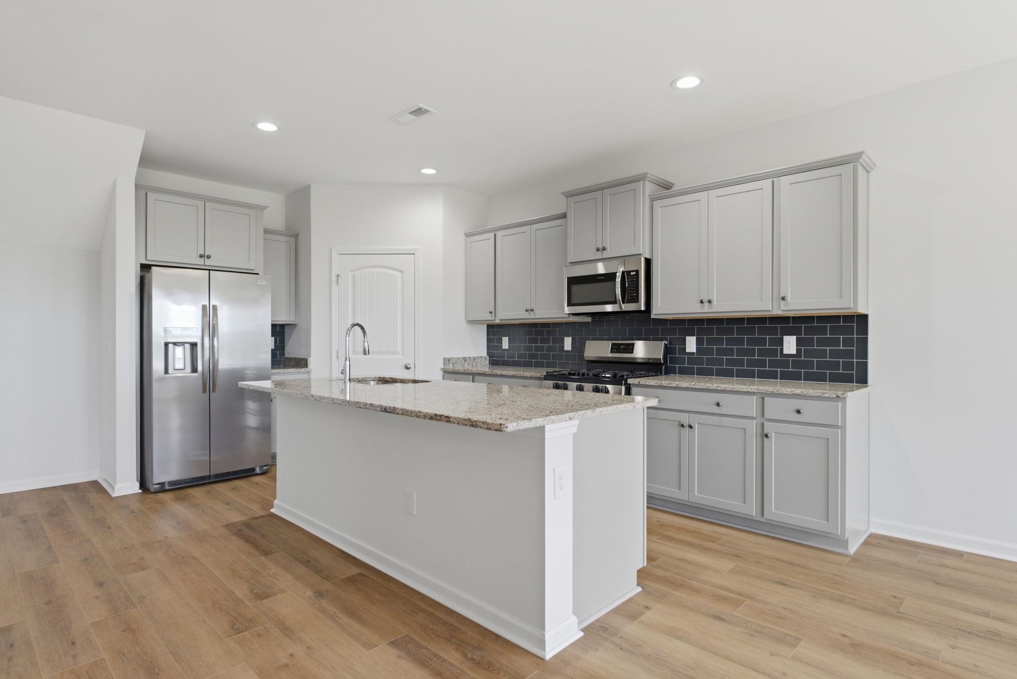2709 Seaport Circle Georgetown, SC 29440 - Photo 13 of 92