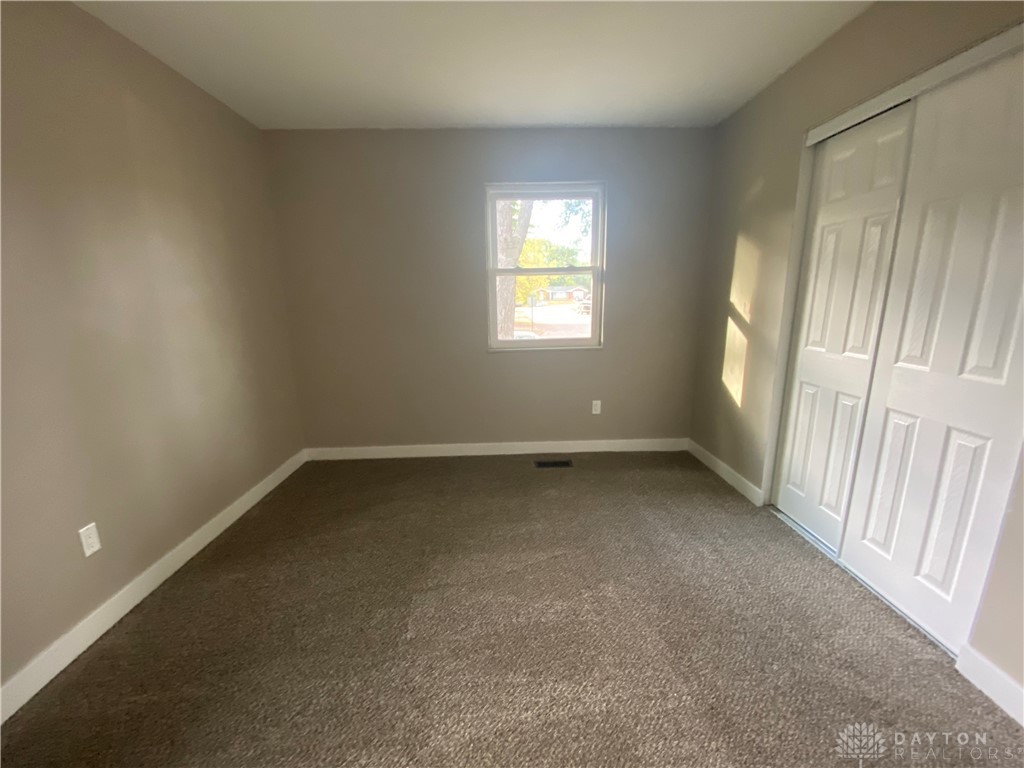 1329 Lee Road Troy, OH 45373 - Photo 11 of 19