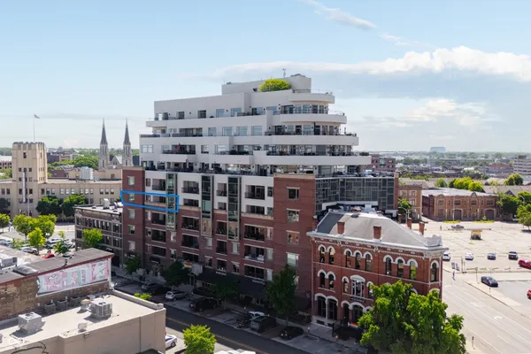 $1,000,000 | 333 Massachusetts Avenue, Unit 503, Indianapolis, IN 46204