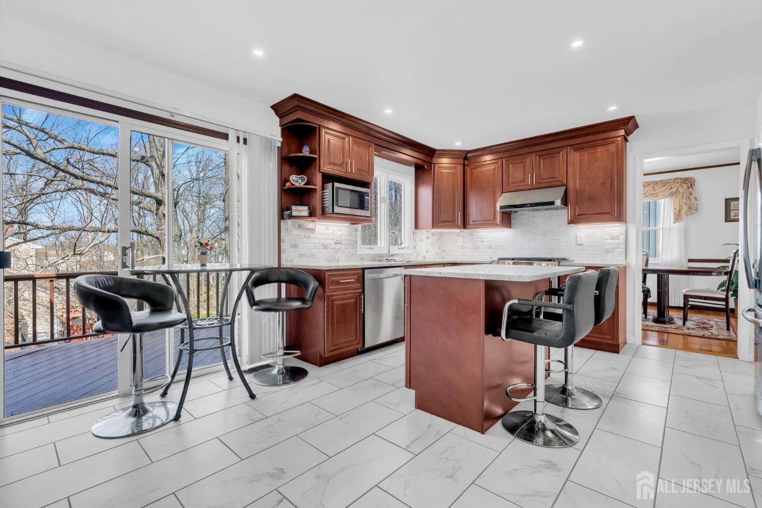 22 Ellison Avenue Edison, NJ 08820 - Photo 11 of 35