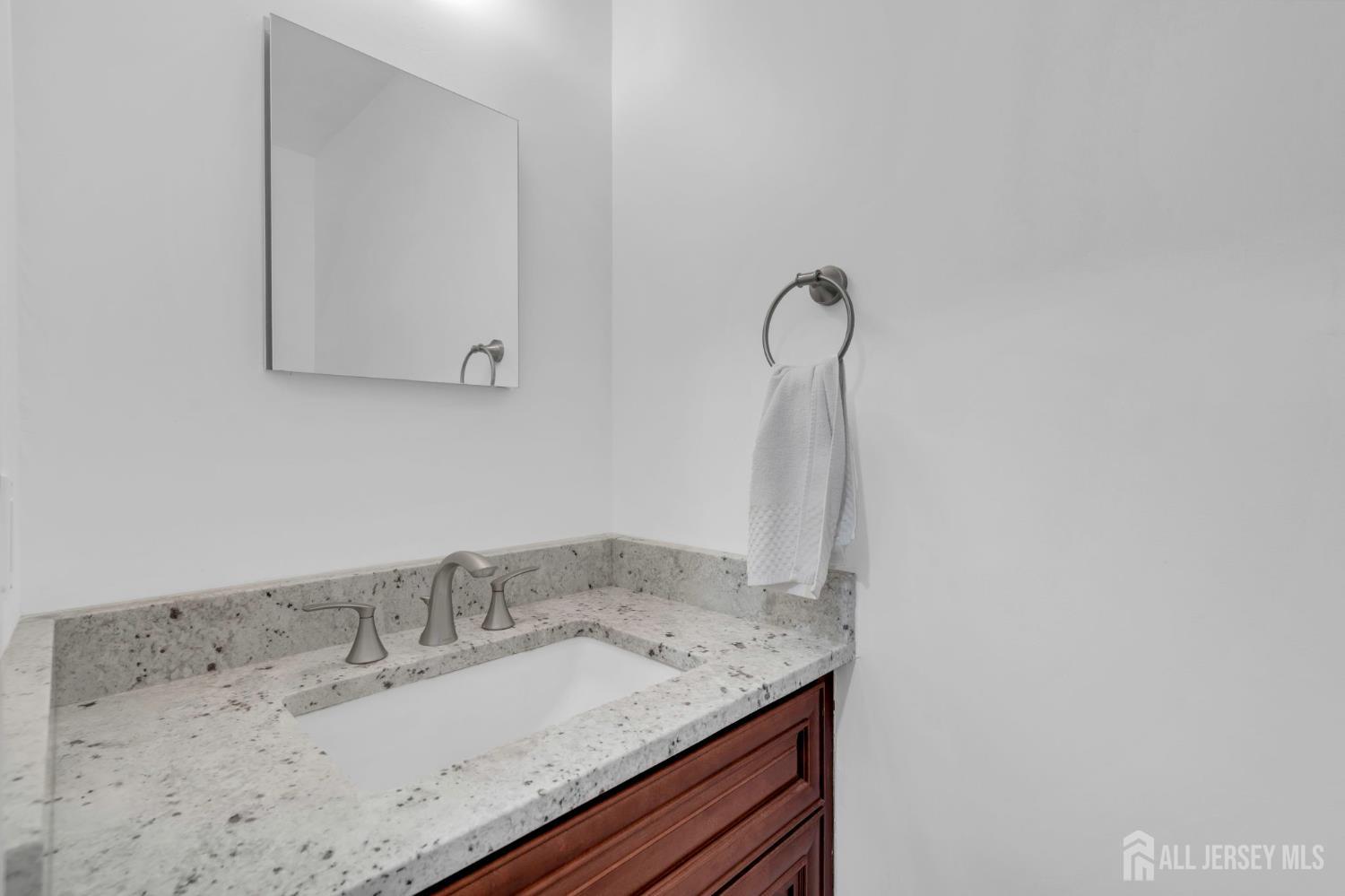 22 Ellison Avenue Edison, NJ 08820 - Photo 14 of 35