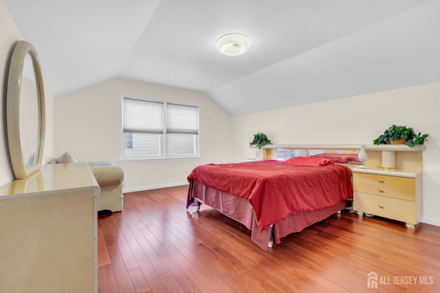 22 Ellison Avenue Edison, NJ 08820 - Photo 16 of 35