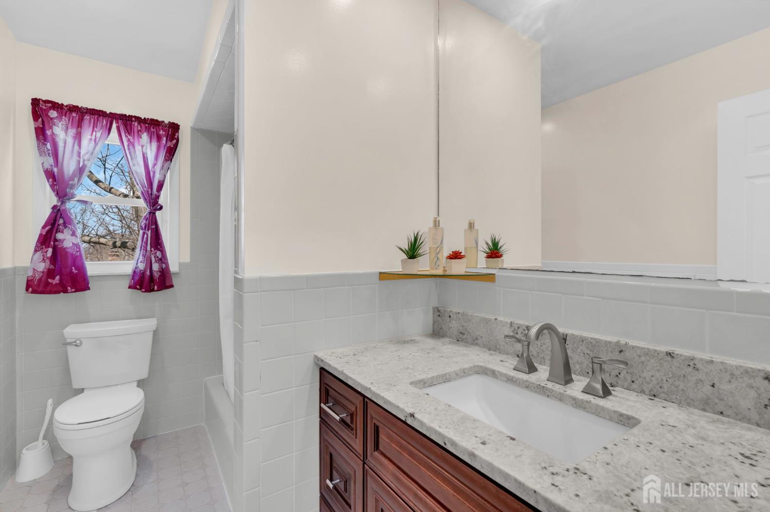 22 Ellison Avenue Edison, NJ 08820 - Photo 18 of 35