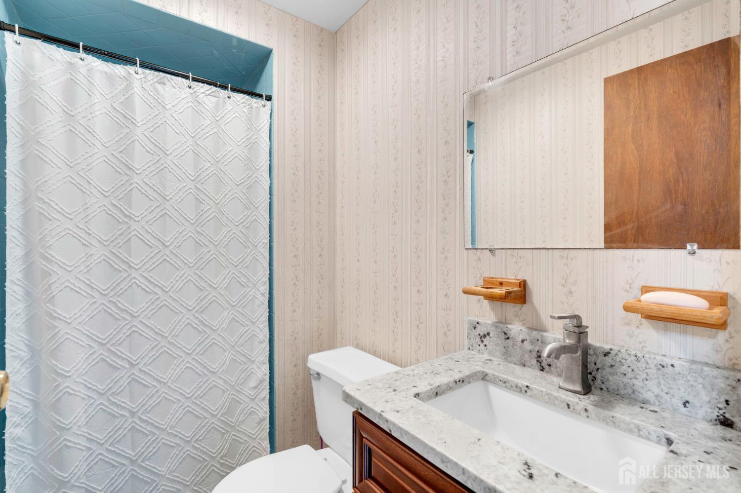 22 Ellison Avenue Edison, NJ 08820 - Photo 26 of 35