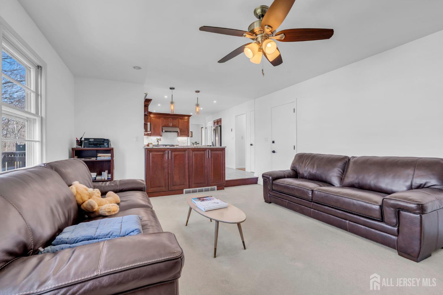 22 Ellison Avenue Edison, NJ 08820 - Photo 7 of 35