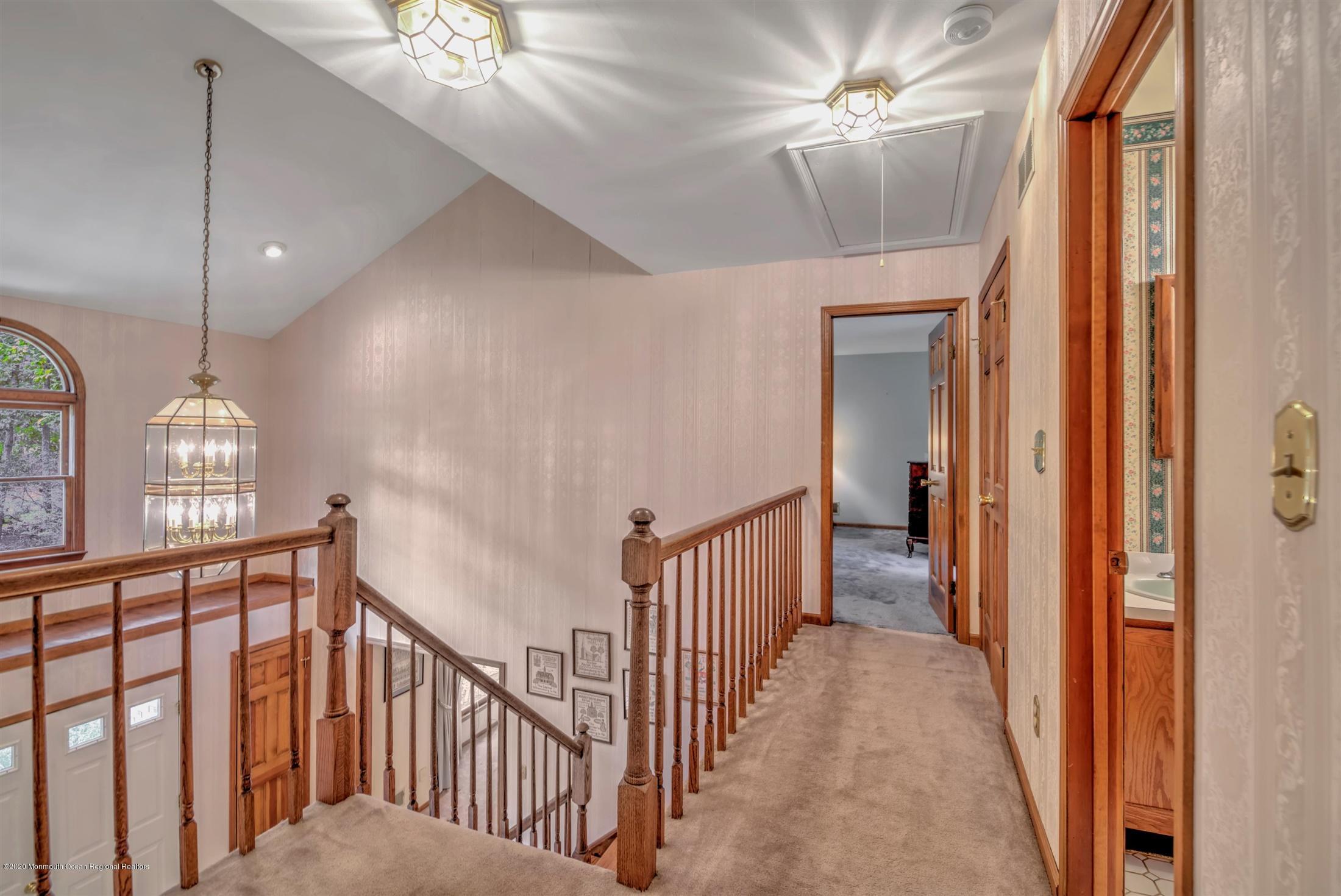 196 Tyrpak Road Howell, NJ 07731 - Photo 14 of 26 26-UPPER LANDING