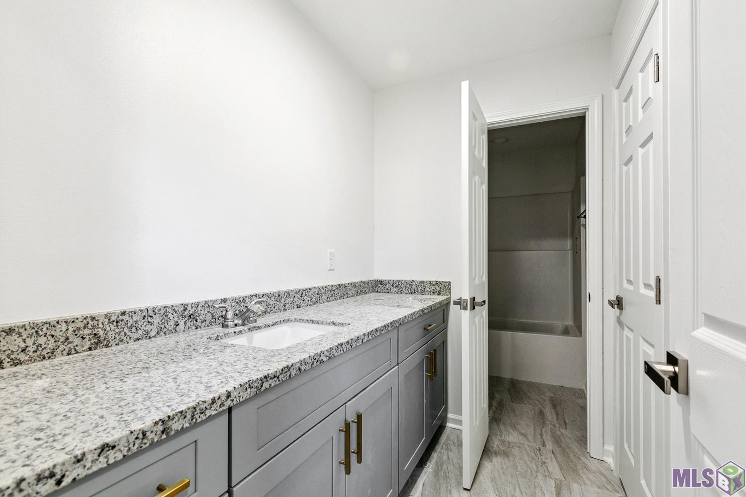 9986 Avenue C Baton Rouge La Baton Rouge, LA 70807 - Photo 14 of 16