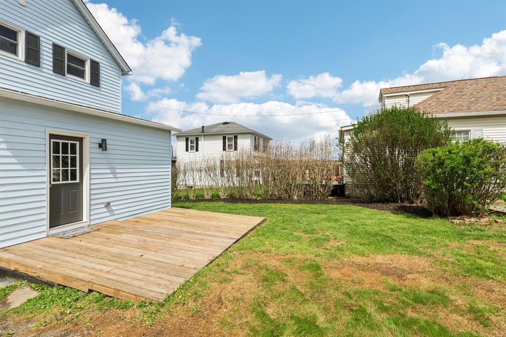 613 Oak Street Vandergrift, PA 15690 - Photo 45 of 50