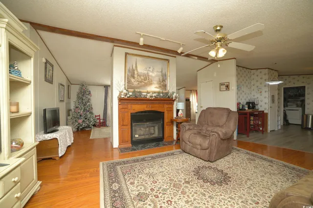 $175,000 | 106 Whiteville Plaza, Whiteville, NC 28472