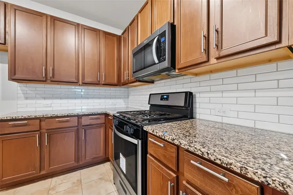 $2,200 | 5907 Osprey Drive, Rosenberg, TX 77469