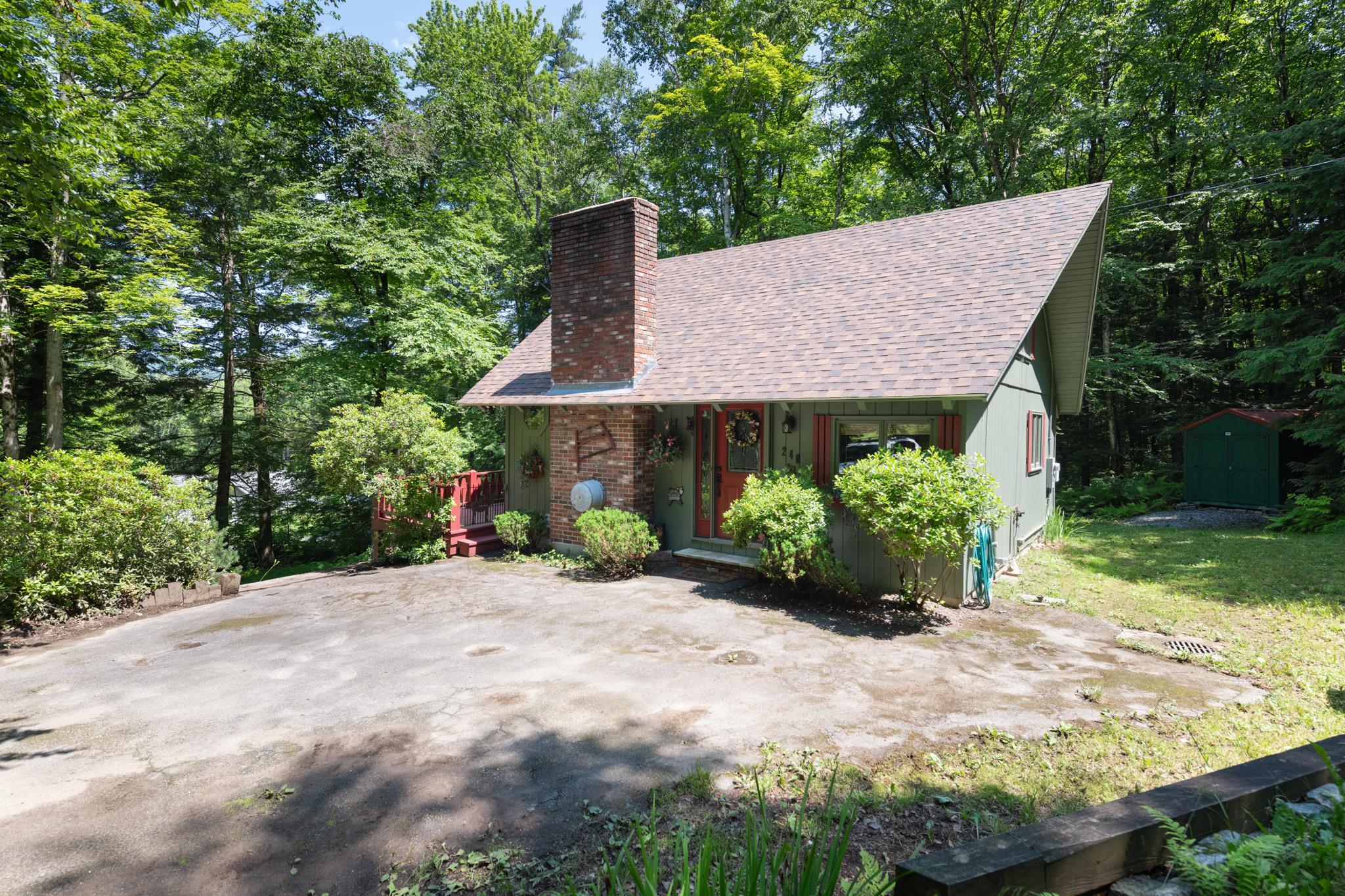 240 Old Bristol Road New Hampton, NH 03256 - Photo 3 of 55