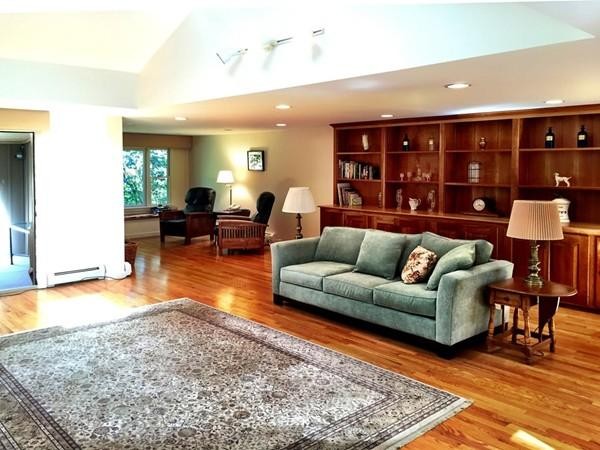 17 Black Brook Road Hamilton, MA 01982 - Photo 11 of 14