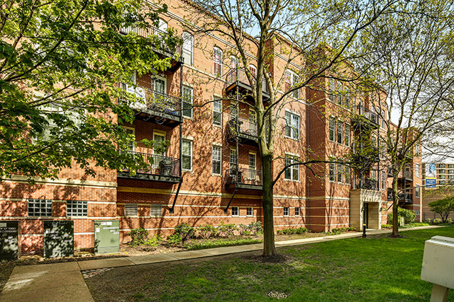 247 West Scott Street, Unit 209 Chicago, IL 60610 - Photo 1 of 20
