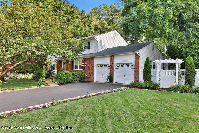909 Prospect Avenue Spring Lake, NJ 07762 - Photo 3 of 38 Side view