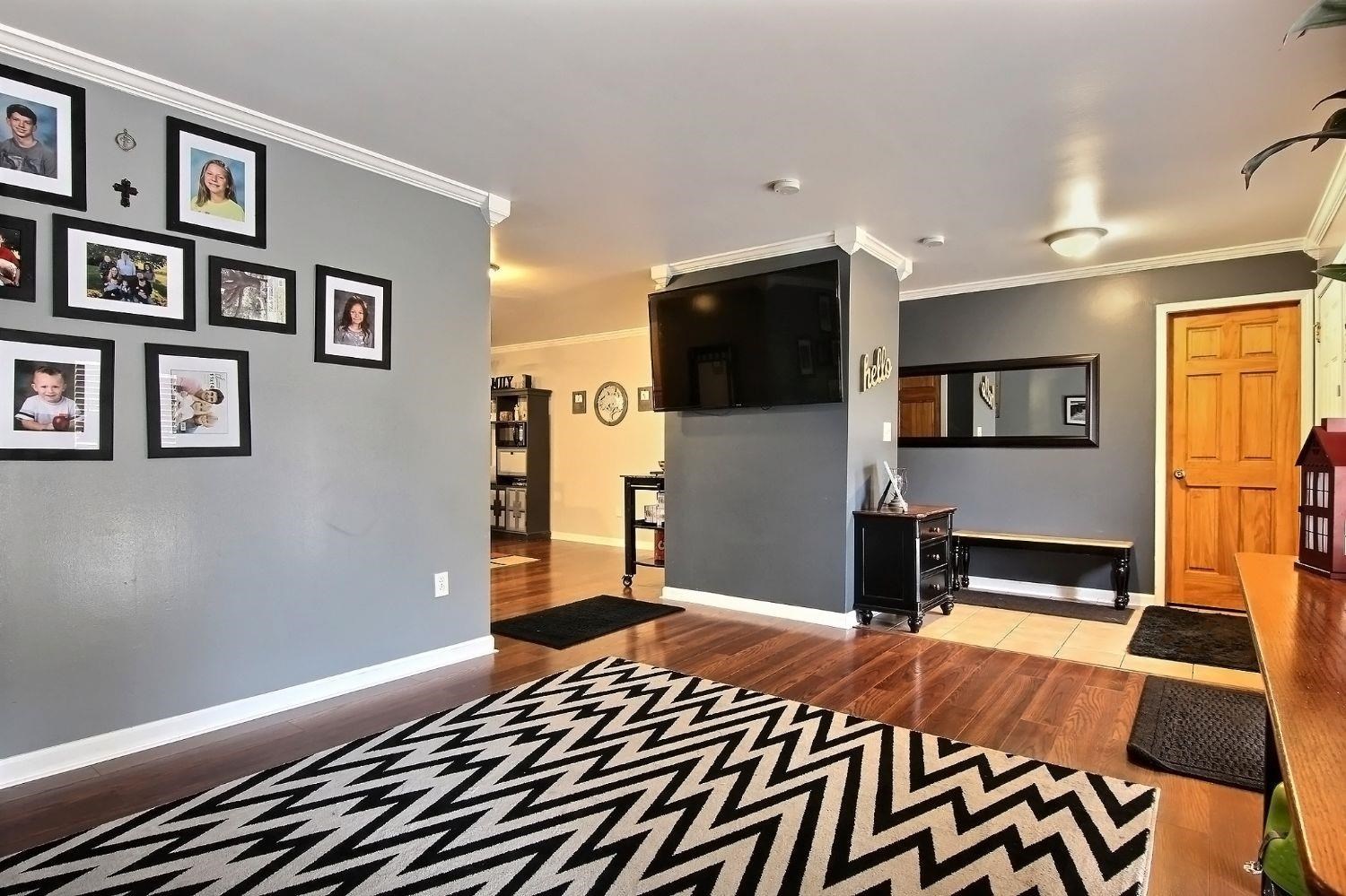 9626 Middlesex Road Demotte, IN 46310 - Photo 4 of 26 1500x999
