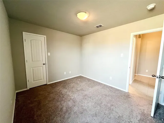 $1,995 | 928 Madeline Lane, Cleburne, TX 76033