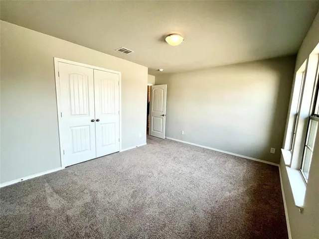 $1,995 | 928 Madeline Lane, Cleburne, TX 76033