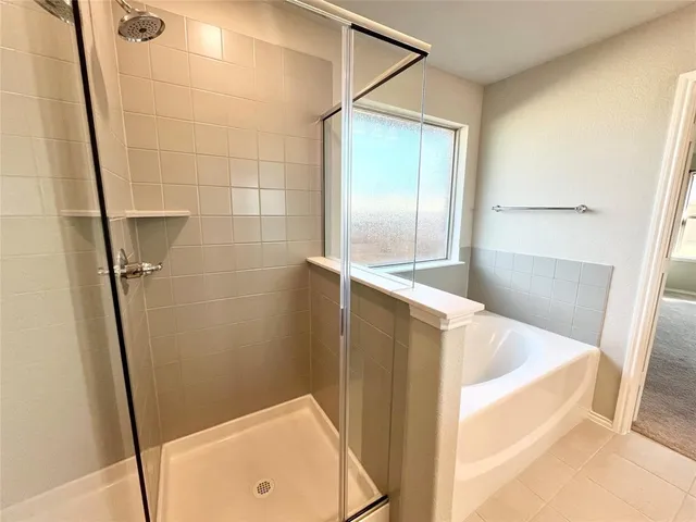 $1,995 | 928 Madeline Lane, Cleburne, TX 76033