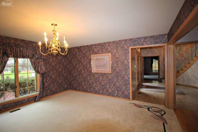7561 East River Road Flushing, MI 48433 - Photo 3 of 40 20454061-2.JPG