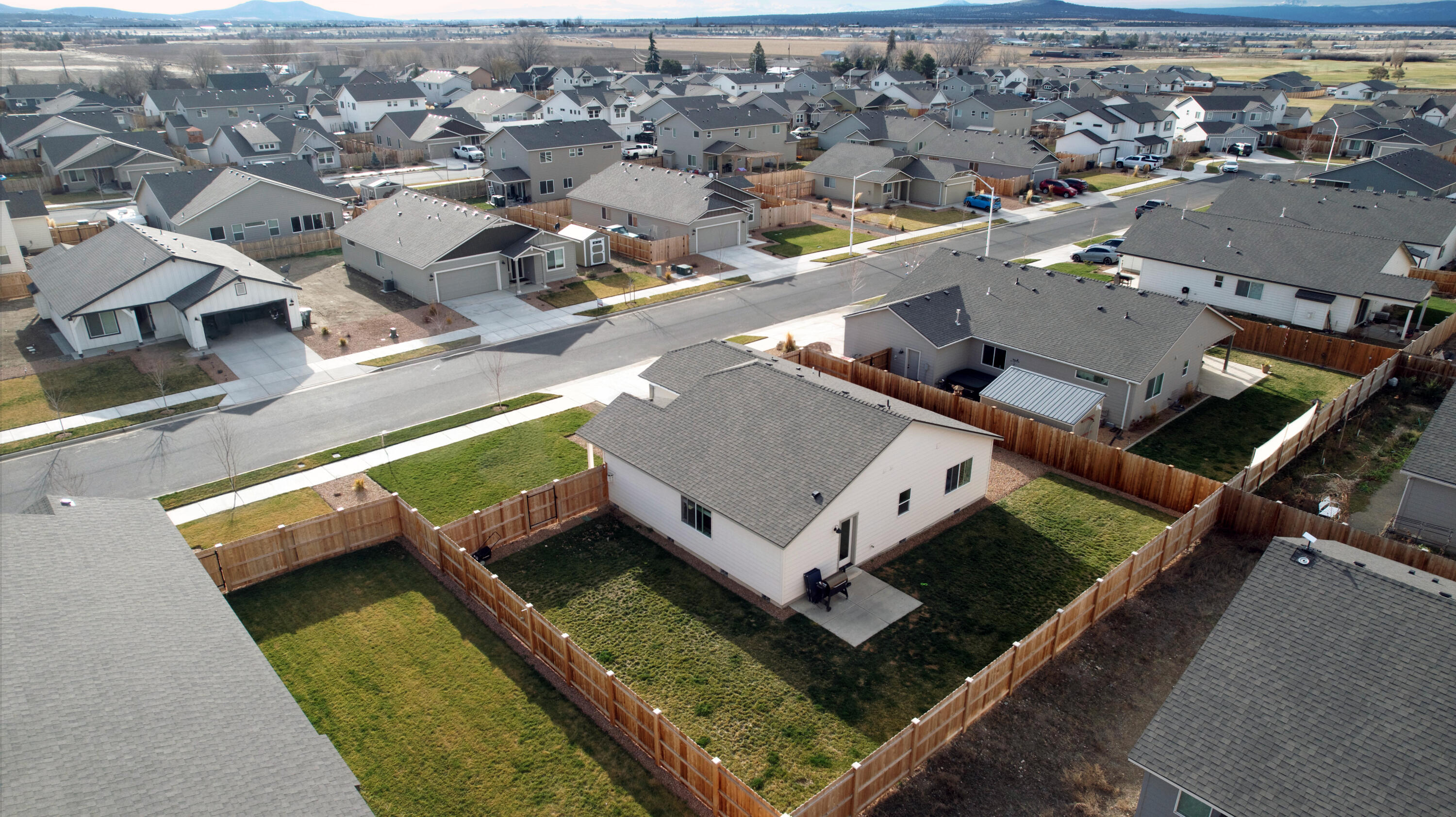 262 Northwest Par Avenue Madras, OR 97741 - Photo 22 of 25 DJI_0525