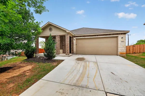 $249,900 | 2427 Camberly View, Converse, TX 78109