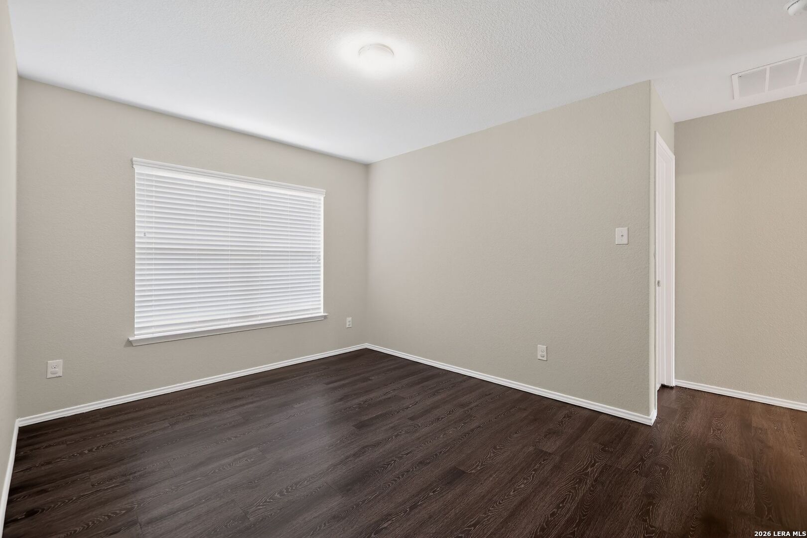 2427 Camberly View Converse, TX 78109 - Photo 21 of 32