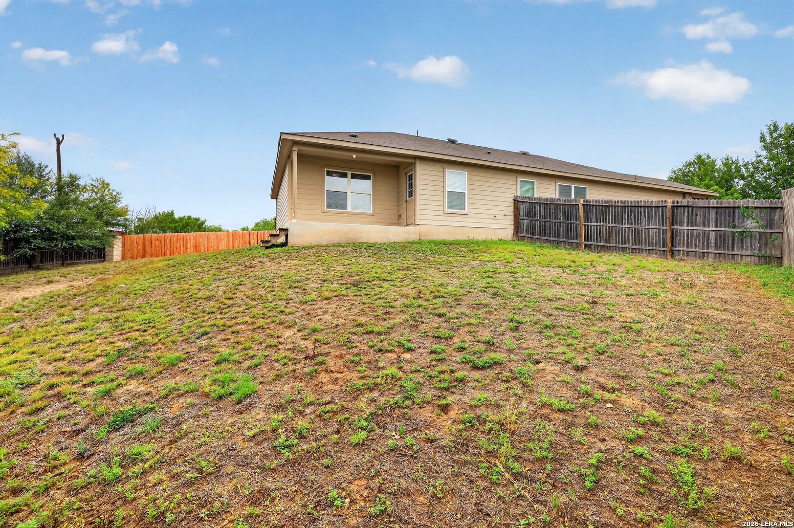 2427 Camberly View Converse, TX 78109 - Photo 31 of 32