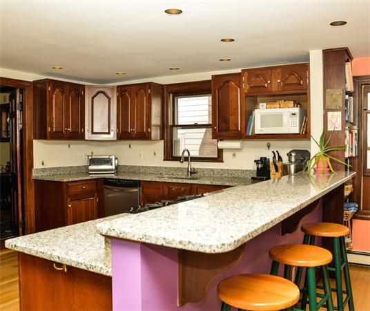 33 Clearwater Road Brookline, MA 02467 - Photo 6 of 16 Gallery Image 6