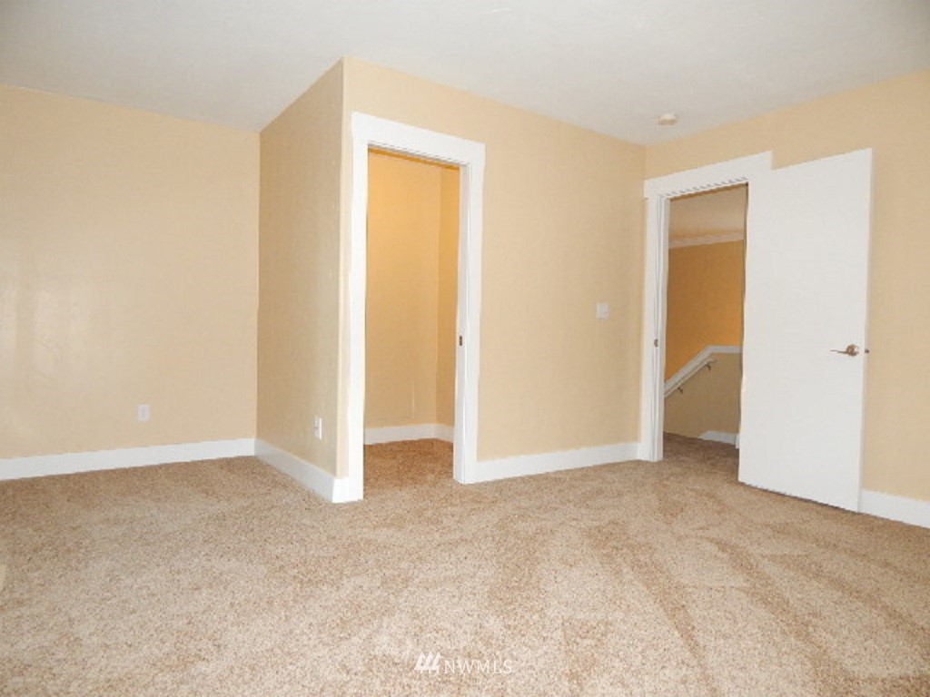 7837 Kelly Beach Road Southeast Olympia, WA 98513 - Photo 14 of 25 Gallery Image 14