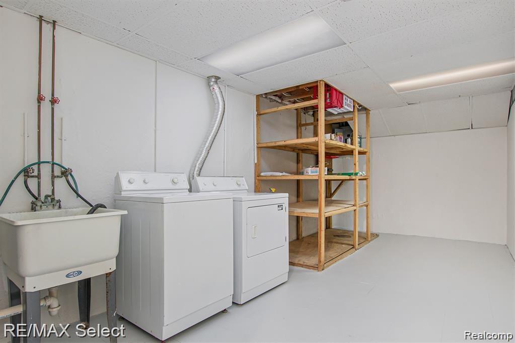 24577 Woodbridge Road Warren, MI 48091 - Photo 19 of 24 IMG_7051.jpg