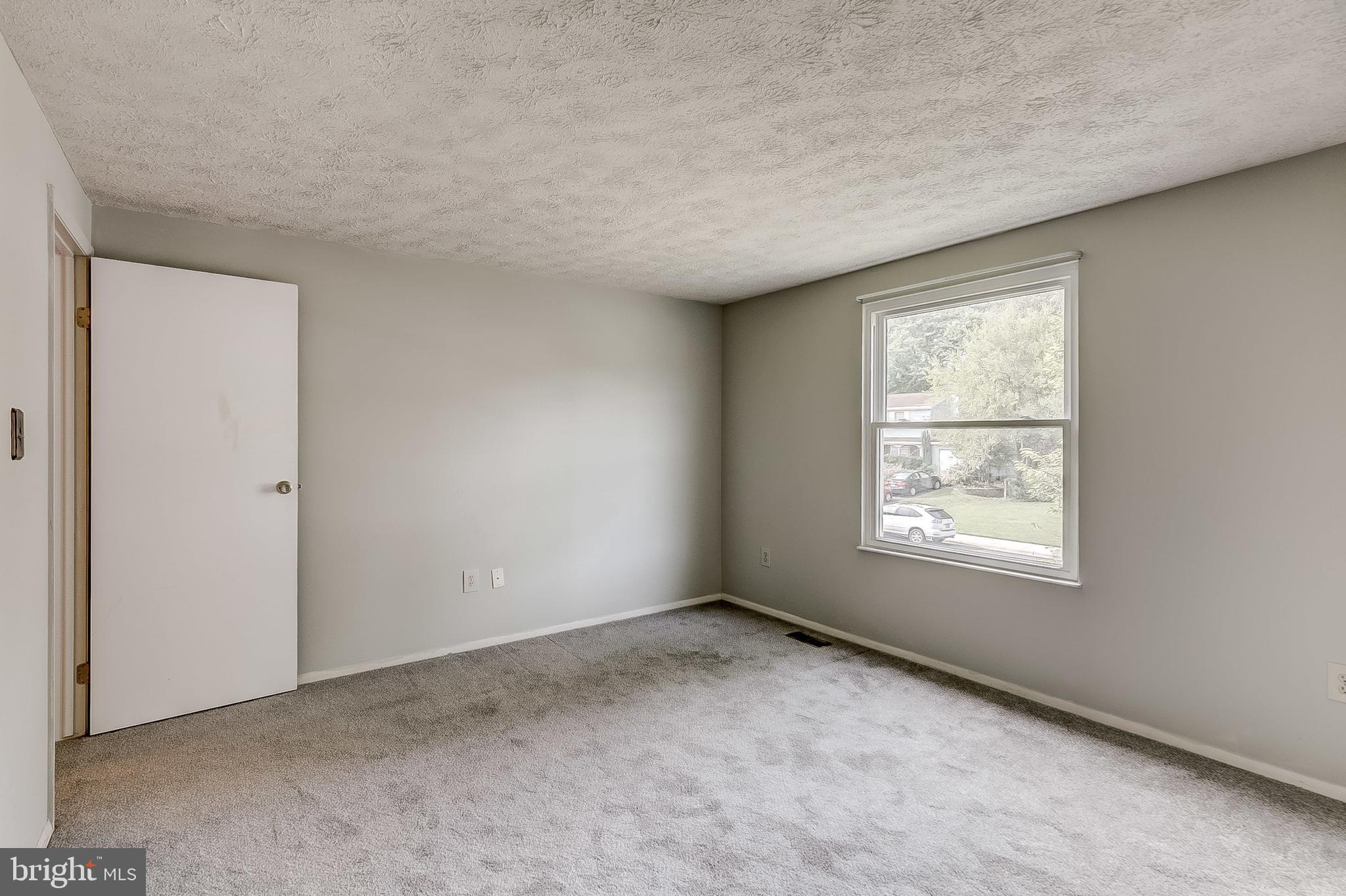 409 Rock Lodge Road Gaithersburg, MD 20877 - Photo 26 of 45 Bedroom 2