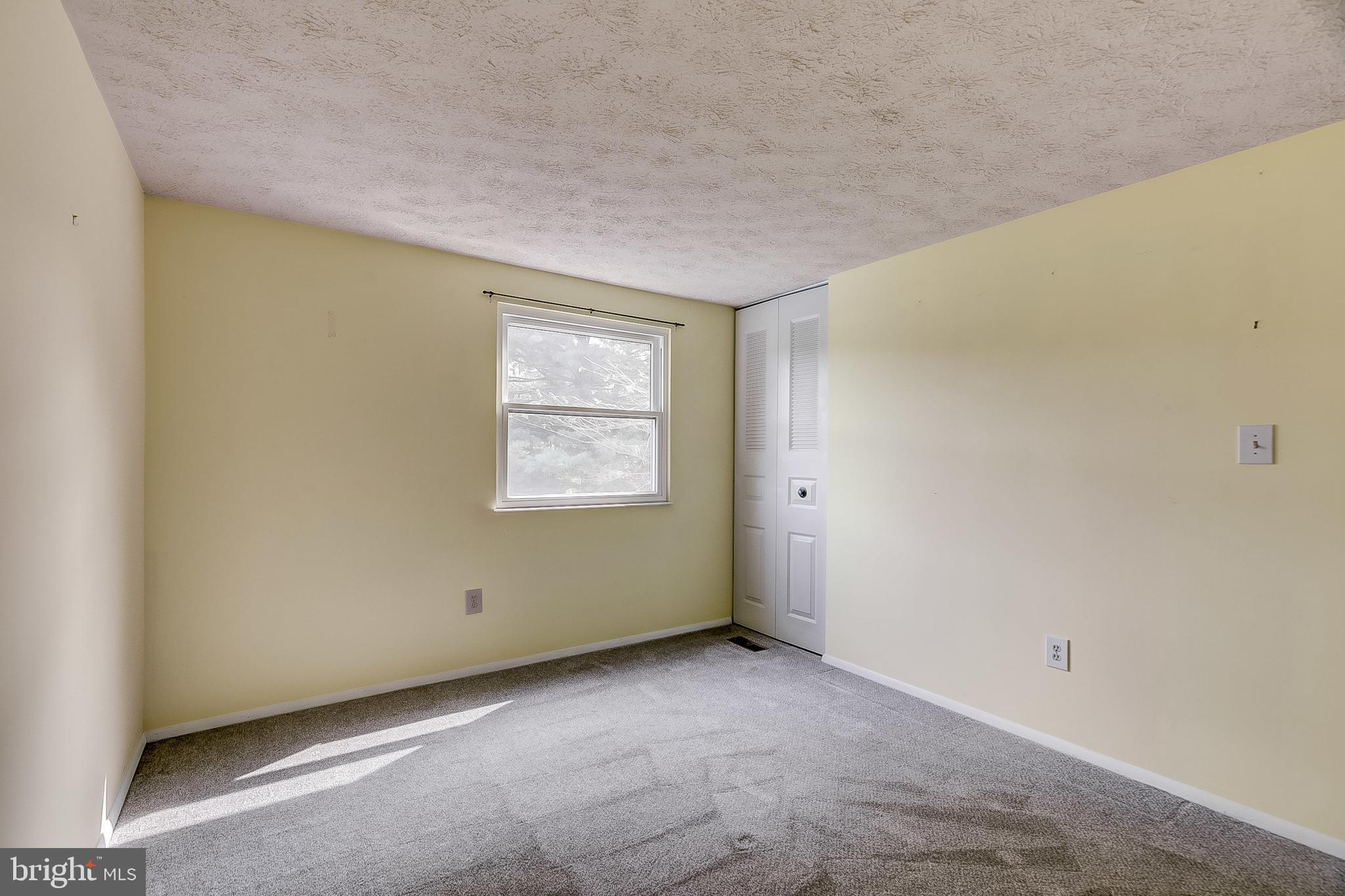 409 Rock Lodge Road Gaithersburg, MD 20877 - Photo 28 of 45 Bedroom 3