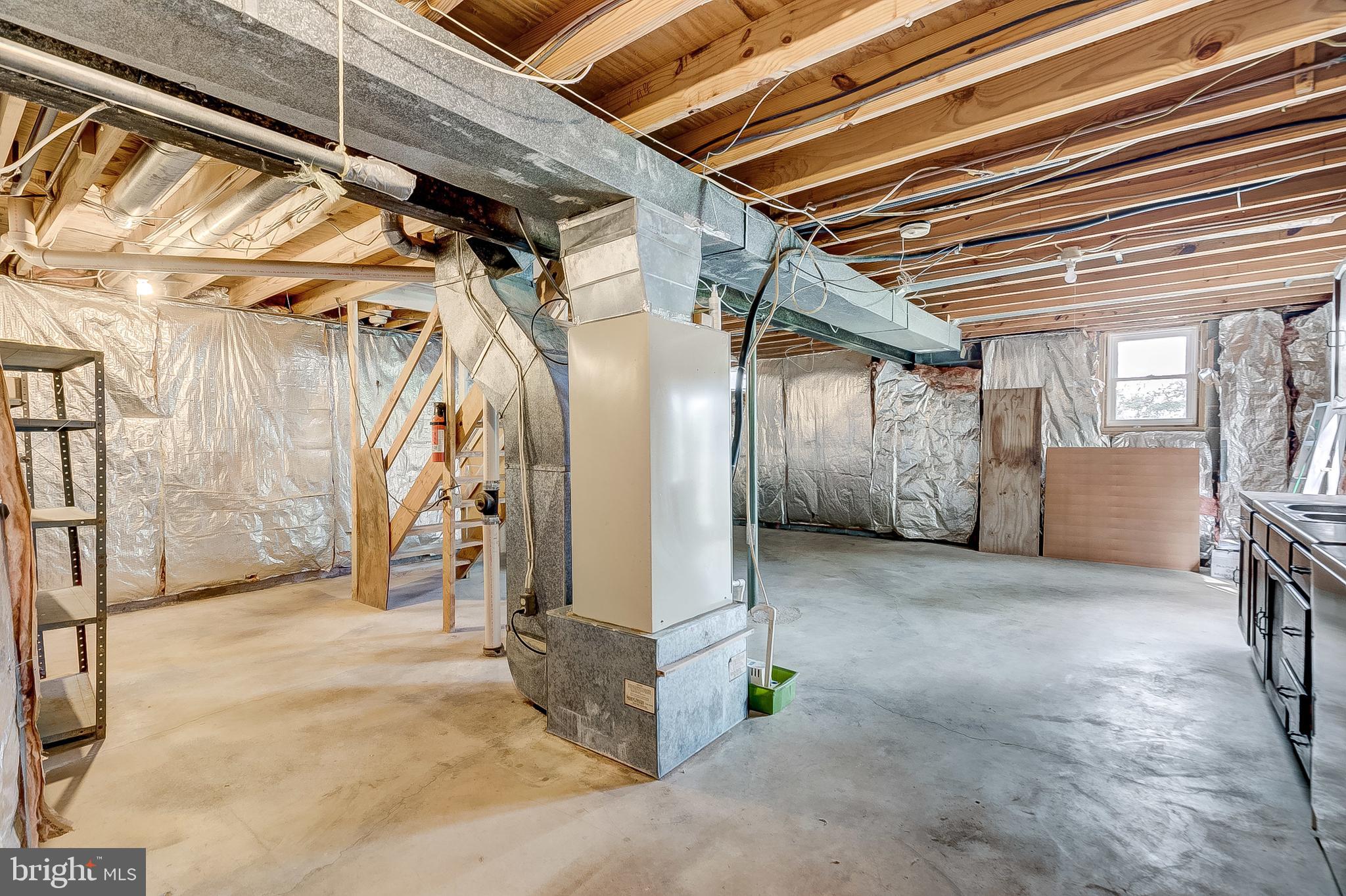 409 Rock Lodge Road Gaithersburg, MD 20877 - Photo 34 of 45 Lower level