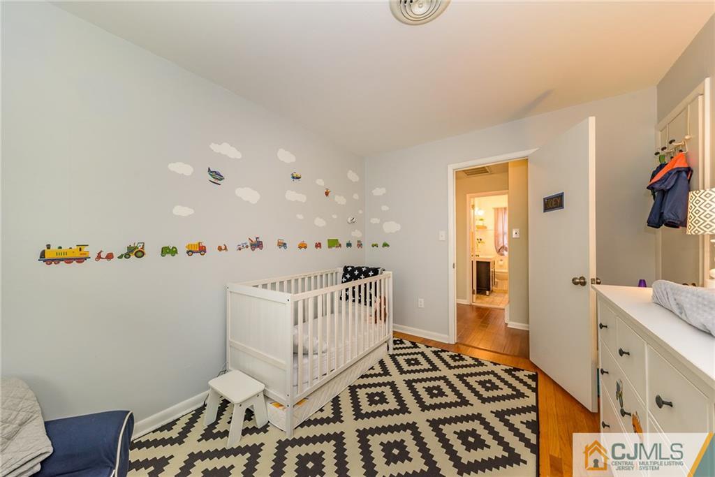 23 Winding Way Hamilton, NJ 08620 - Photo 14 of 25 Gallery Image 14