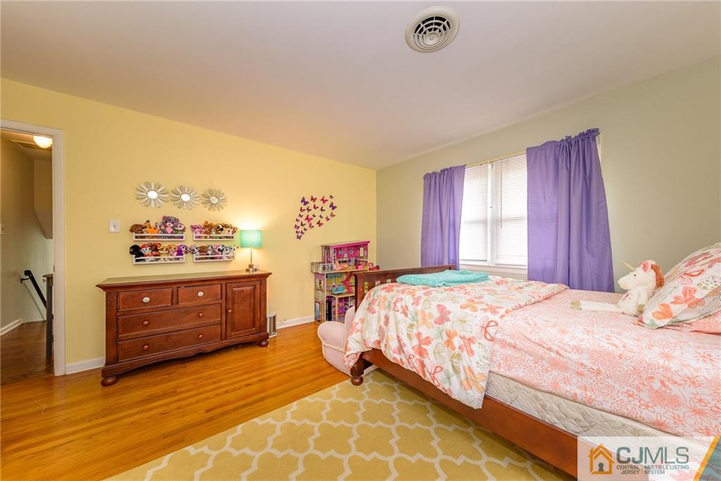23 Winding Way Hamilton, NJ 08620 - Photo 16 of 25 Gallery Image 16