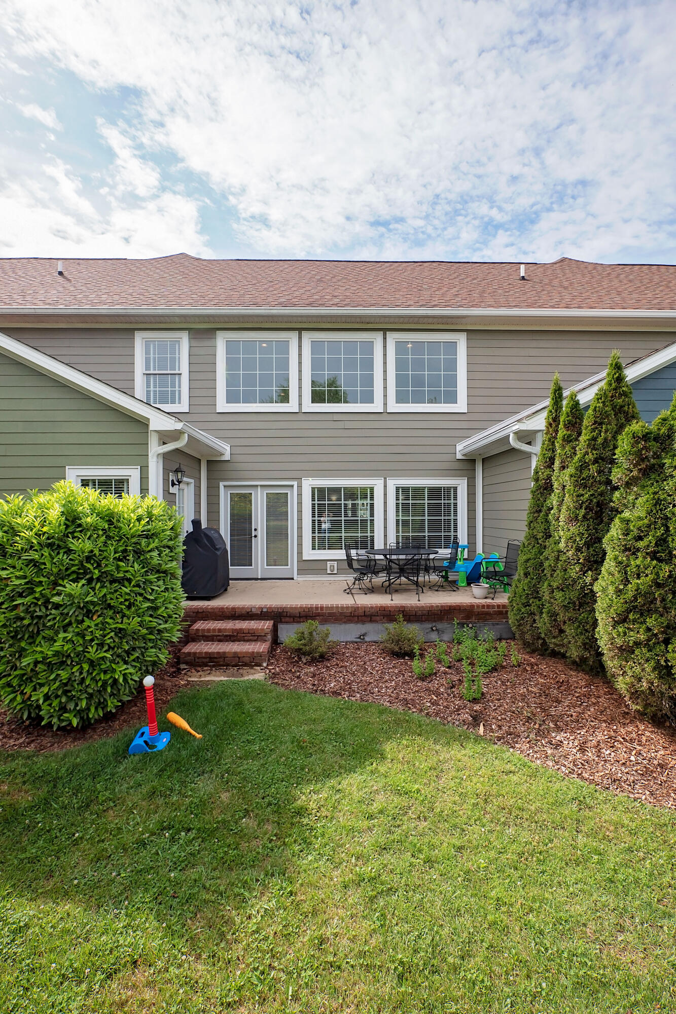 2748 Edinburgh Channel Road Kingsport, TN 37664 - Photo 33 of 39 P1530607