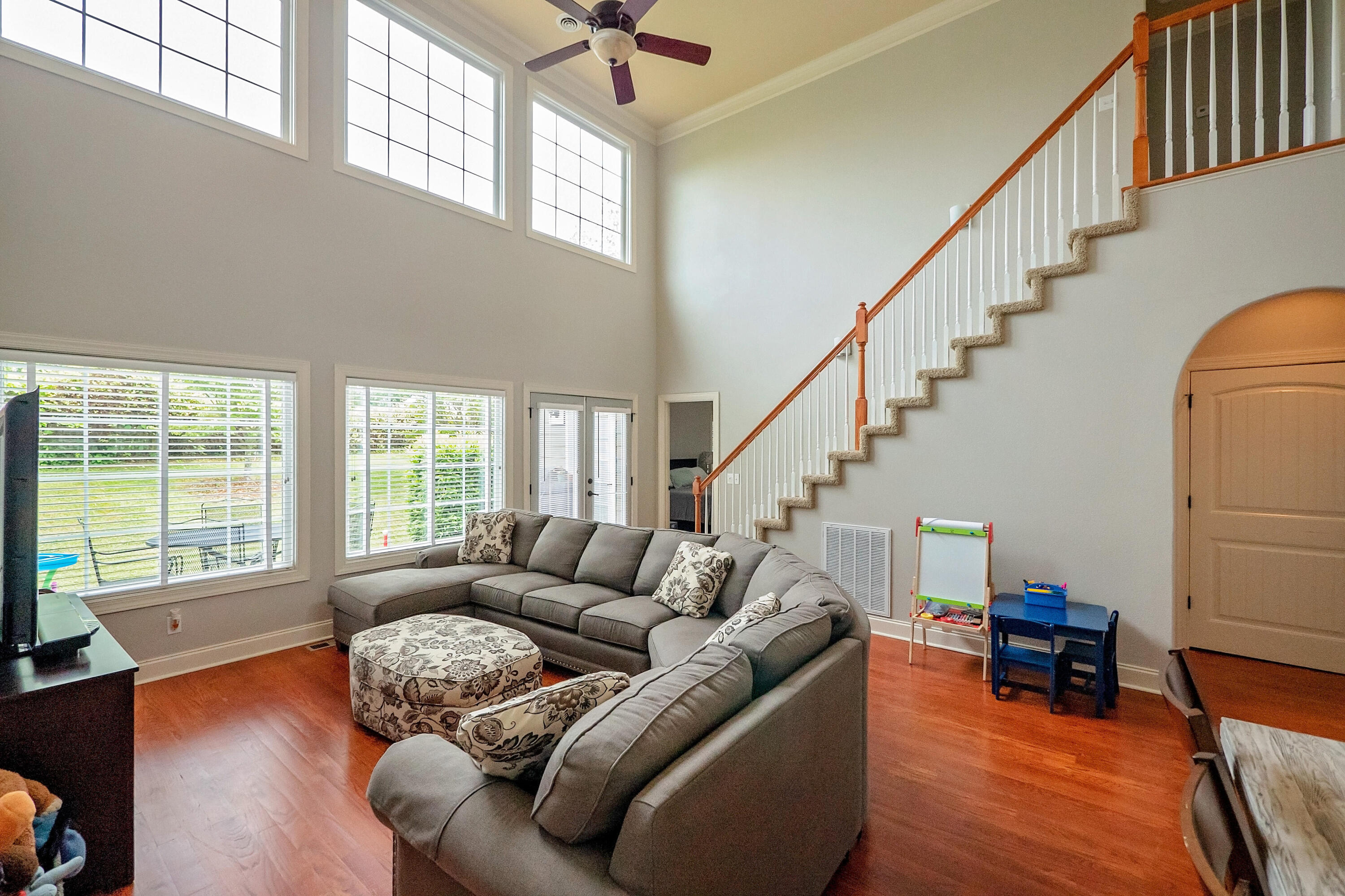 2748 Edinburgh Channel Road Kingsport, TN 37664 - Photo 5 of 39 P1530495