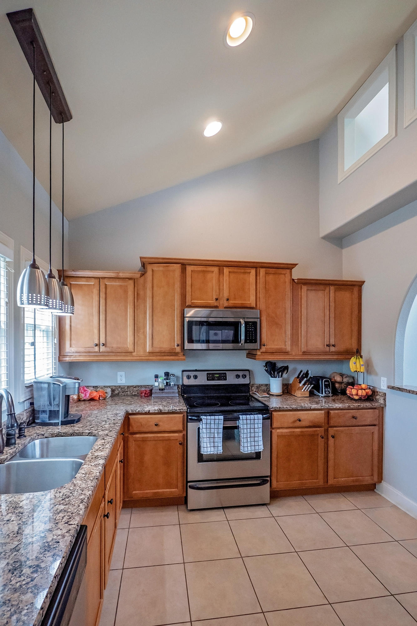 2748 Edinburgh Channel Road Kingsport, TN 37664 - Photo 9 of 39 P1530481