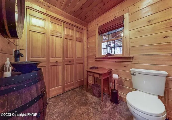 $4,000 | 899 Lower Swiftwater Road, Cresco, PA 18326