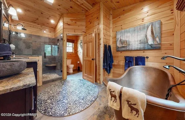 $4,000 | 899 Lower Swiftwater Road, Cresco, PA 18326