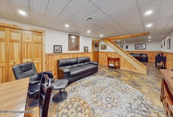 $4,000 | 899 Lower Swiftwater Road, Cresco, PA 18326