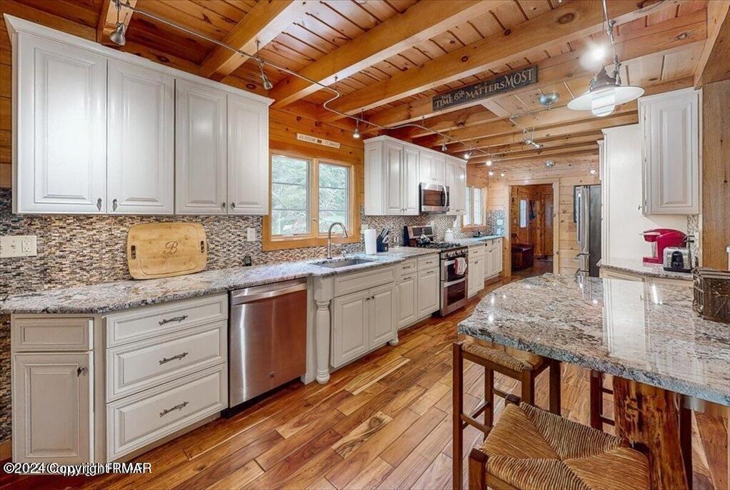 899 Lower Swiftwater Road Cresco, PA 18326 - Photo 8 of 48 899_18