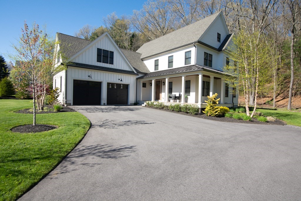 322 Maynard Road Sudbury, MA 01776 - Photo 4 of 16