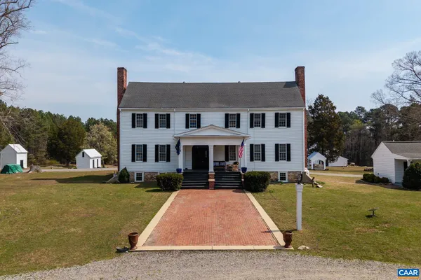 $800,000 | 14910 Western Mill Road, Lawrenceville, VA 23868