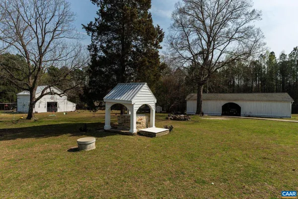 $800,000 | 14910 Western Mill Road, Lawrenceville, VA 23868